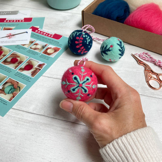 Needle Felting Kit - Christmas Baubles