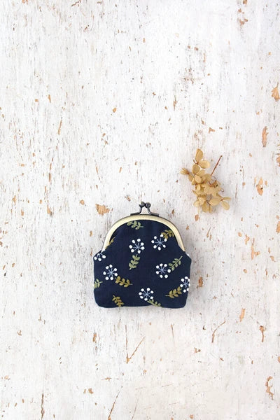 COSMO Botanique Embroidery Purse Kit Navy